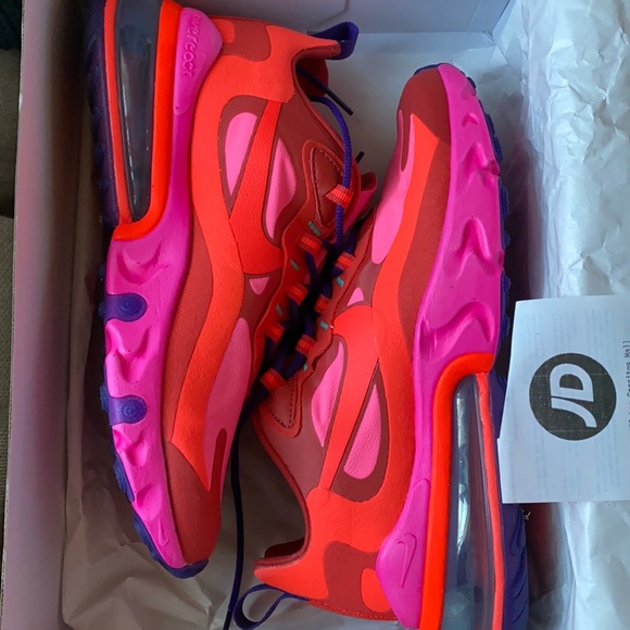 Nike Shoes - W-Nike -Air Max 270 React